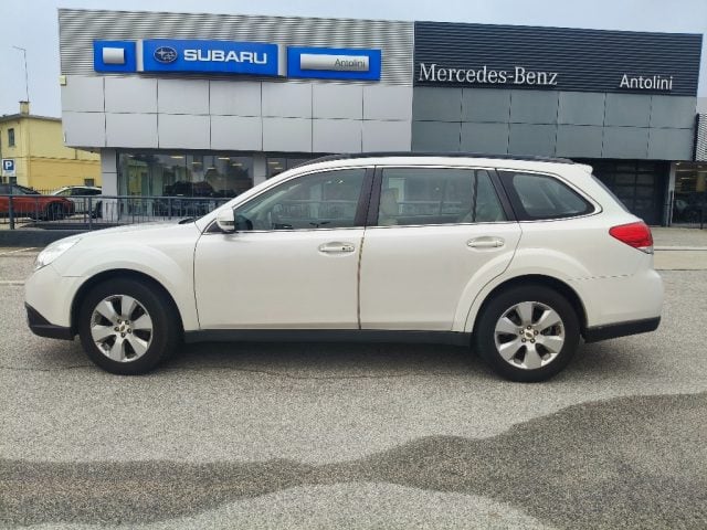 Subaru OUTBACK 3.6R Exclusive - foto 2 di 4