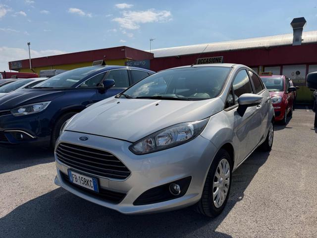 Ford Fiesta 1.2 60CV 5 porte - foto 2 di 4