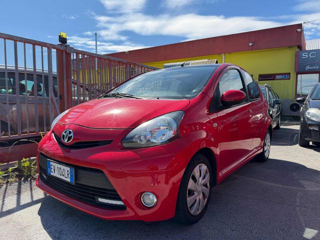 Toyota Aygo 1.0 12V VVT-i 5 porte Lounge Connect MMT usato a BUTTRIO