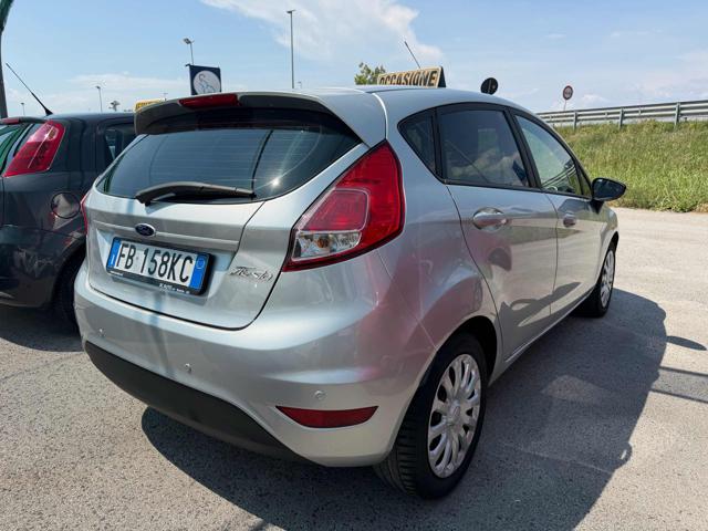 Ford Fiesta 1.2 60CV 5 porte - foto 3 di 4