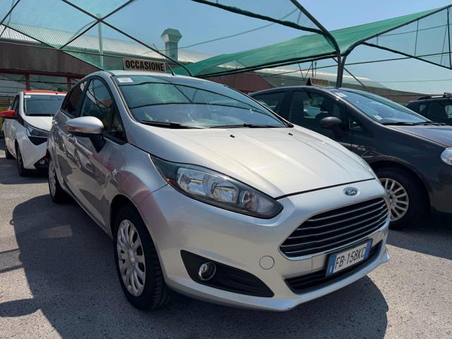 Ford Fiesta 1.2 60CV 5 porte - foto 2 di 4