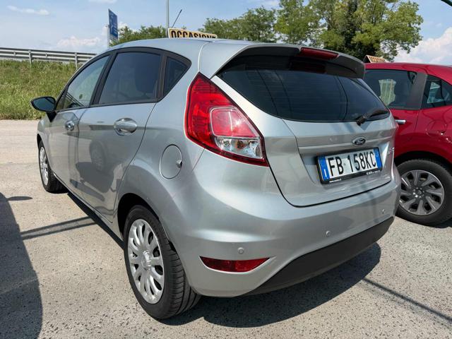 Ford Fiesta 1.2 60CV 5 porte - foto 4 di 4