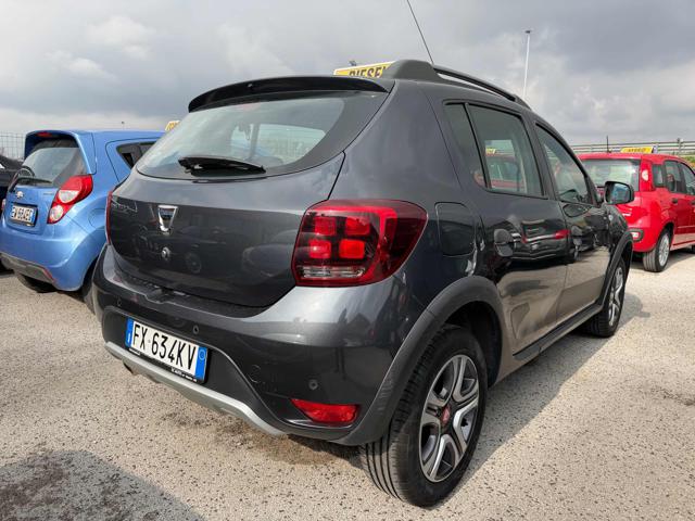 Dacia Sandero Stepway 1.5 Blue dCi 95 CV Comfort - foto 3 di 4