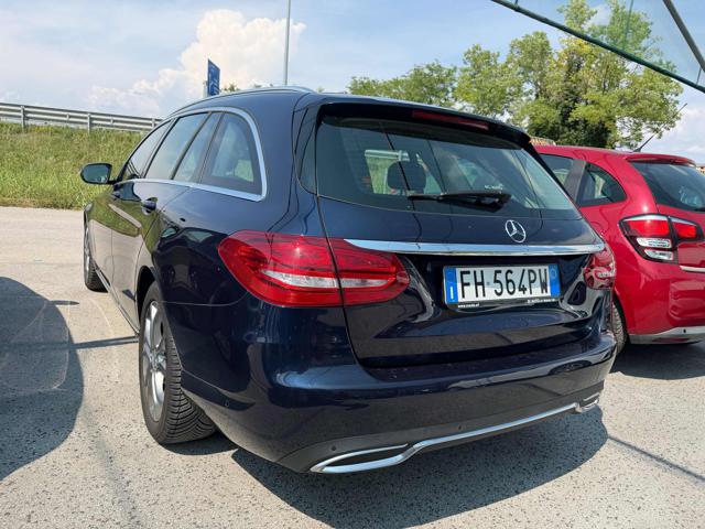 Mercedes-Benz C 200 d S.W. Auto Sport - foto 4 di 4