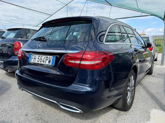 Mercedes-Benz C 200 d S.W. Auto Sport - foto 3 di 4
