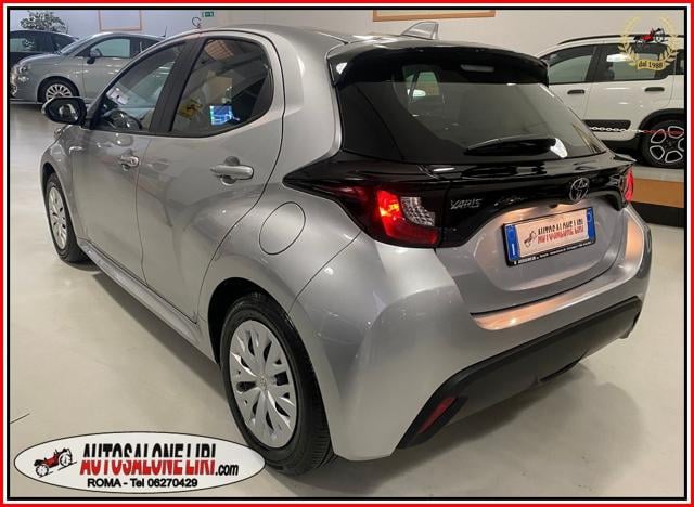 Toyota Yaris 1.5 Hybrid 5 porte Active - foto 4 di 4