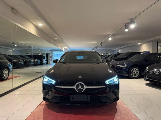 Mercedes-Benz CLA 200 Shooting Brake 200d auto STUPENDA*TELECAMERA DI PA - foto 2 di 4