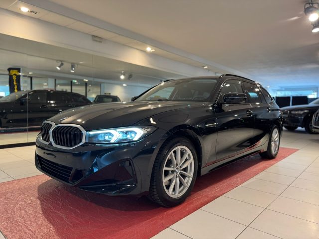 BMW 320 Touring 320d mhev 48V xdrive SEDILI RISCALDATI usato a CONEGLIANO