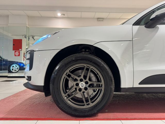 Porsche Macan 2.0 245cv pdk STUPENDA*UNICO PROPRIETARIO*KM CERTI - foto 4 di 4