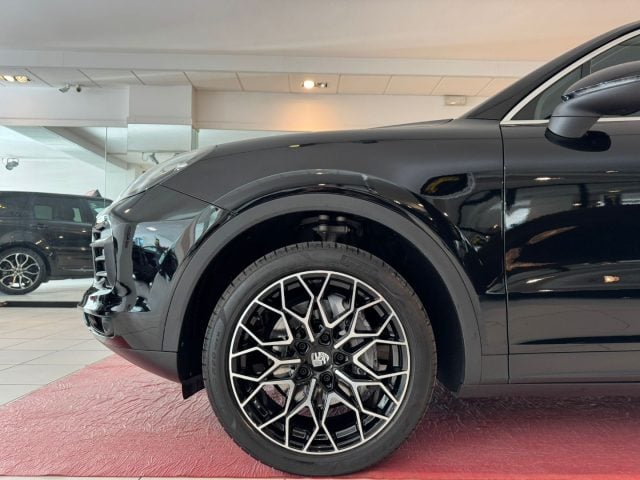 Porsche Cayenne 3.0 BENZ tiptronic STUPENDA*GOMME E CERCHI NUOVI - foto 4 di 17