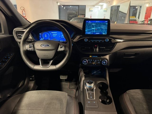 Ford Kuga 2.5 full hybrid ST-Line awd 190cv cvt, del 2022, 68.000 km, in vendita a Conegliano (TV)