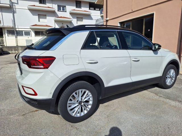 Volkswagen T-Roc 1.0 TSI Life - foto 2 di 2