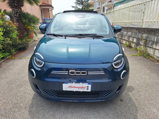 Fiat 500e Cabrio 42 kWh La Prima - foto 4 di 4