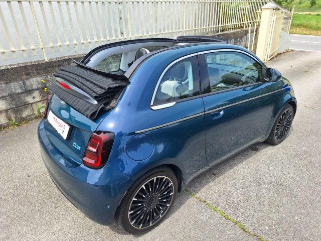 Fiat 500e Cabrio 42 kWh La Prima usato a GROTTAMINARDA