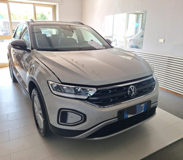 Volkswagen T-Roc 1.0 TSI Life usato a GROTTAMINARDA