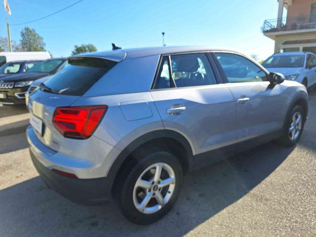 Audi Q2 35 TDI quattro S tronic Business - foto 4 di 4