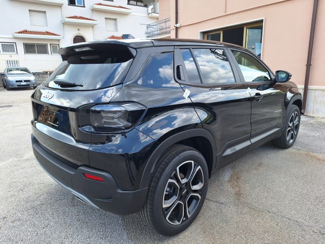 Jeep Avenger 1.2 turbo e-hybrid mhev Summit fwd 110cv edct6 - foto 3 di 4
