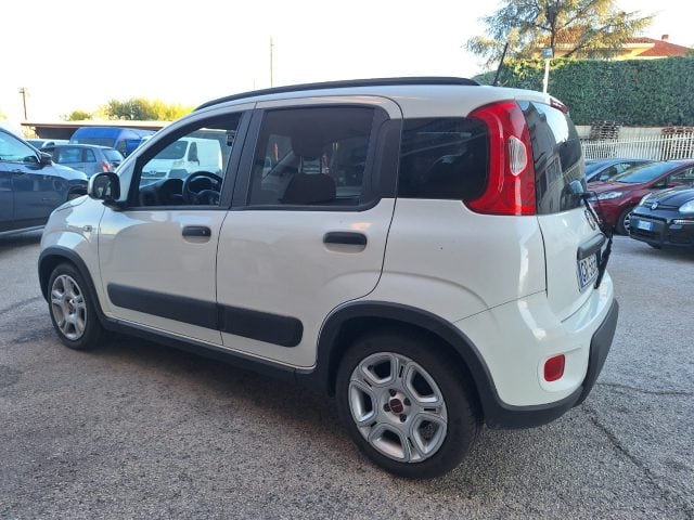 Fiat Panda 1.0 FireFly S&S Hybrid - foto 2 di 2