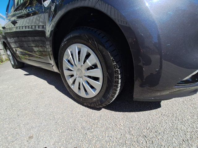 Kia Venga 1.4 CRDi 90CV Active - foto 3 di 4