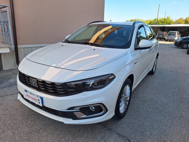 Fiat Tipo 1.6 Mjt S&S SW LIFE, del 2022, 96.000 km, in vendita a Grottaminarda (AV)