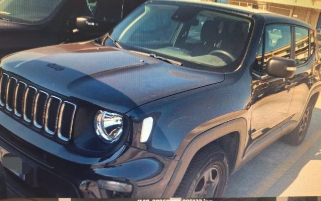 Jeep Renegade 2.0 Mjt 140CV 4WD Active Drive Longitude, del 2019, 114.000 km, in vendita a Grottaminarda (AV)