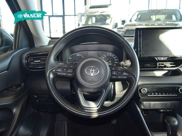Toyota Yaris 1.5 Hybrid 5 porte Active usato a SONA