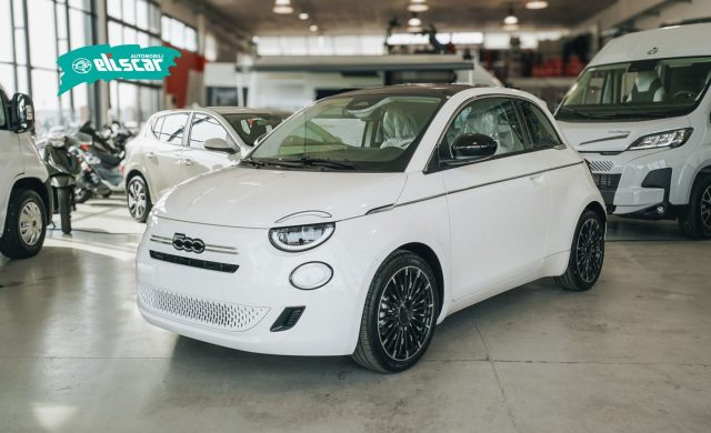 Fiat 500 Berlina Hybrid La Prima - foto 2 di 4