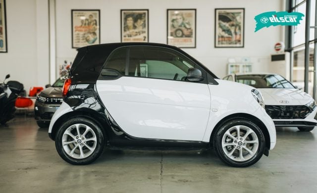 smart forTwo 70 1.0 Coupe - foto 4 di 4