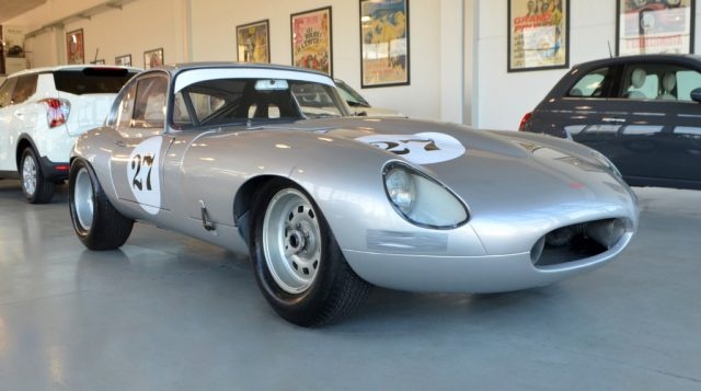 Jaguar E-Type 3.8 Semi Lightweight FIA - foto 4 di 37