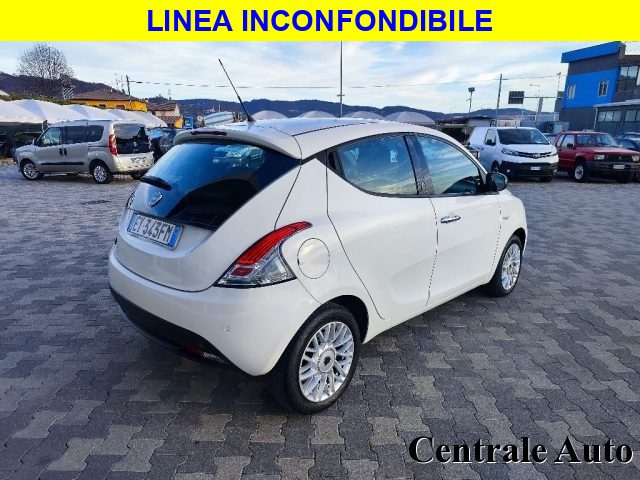 Lancia Ypsilon 1.3 MJT 16V 95 CV 5 porte S&S Gold - foto 2 di 4