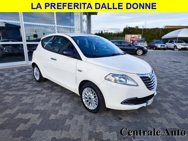 Lancia Ypsilon 1.3 MJT 16V 95 CV 5 porte S&S Gold - foto 3 di 4