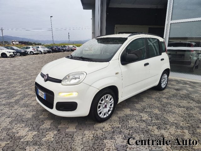 Fiat Panda 1.2 Lounge, del 2013, 148.980 km, in vendita a Montecchio Maggiore (VI)