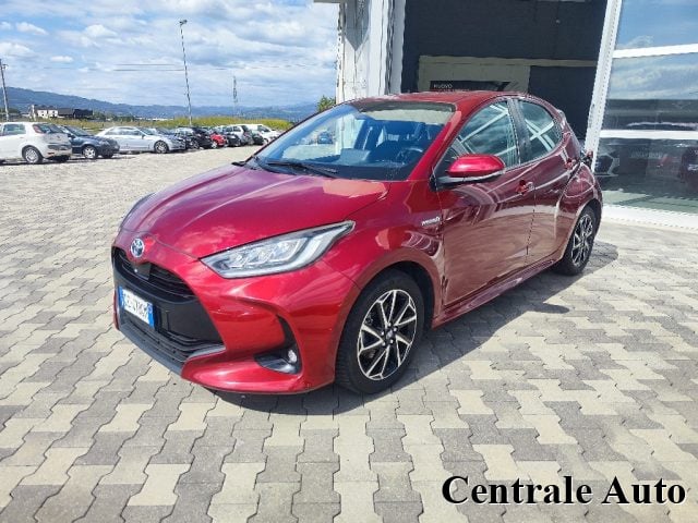 Toyota Yaris 1.5 Hybrid 5 porte Lounge, del 2020, 136.027 km, in vendita a Montecchio Maggiore (VI)