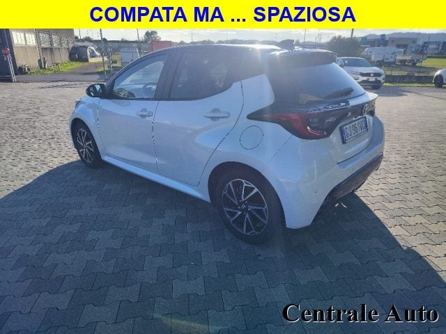 Toyota Yaris 1.5 Hybrid 5 porte Lounge - foto 4 di 4