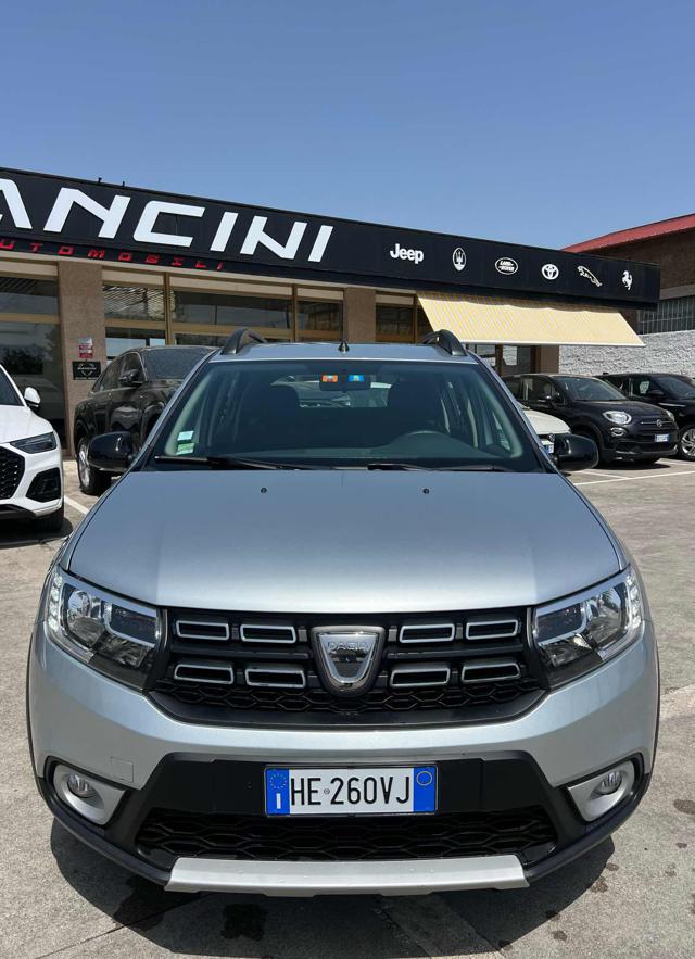 Dacia Sandero Stepway 0.9 TCe 90 CV Techroad - foto 2 di 4