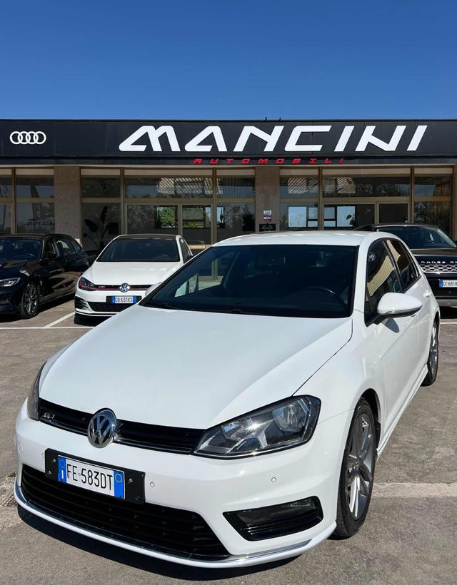 Volkswagen Golf 1.4 TSI 5p. R-LINE Edition BlueMotion Technology usato a CIVITA CASTELLANA