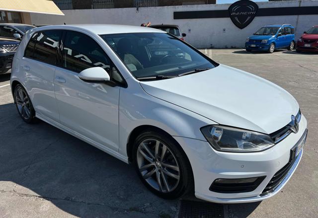 Volkswagen Golf 1.4 TSI 5p. R-LINE Edition BlueMotion Technology - foto 3 di 4