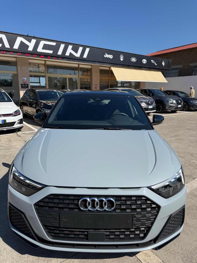 Audi A1 Sportback Business Admired - foto 2 di 4