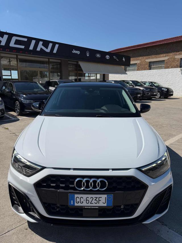 Audi A1 SPB 30 TFSI S line edition Identity black - foto 2 di 4