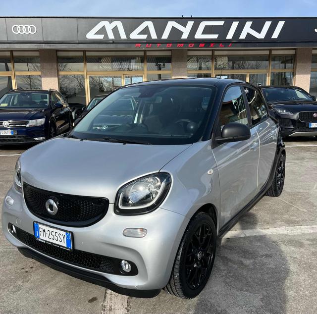 smart forFour 90 0.9 Turbo Passion usato a CIVITA CASTELLANA