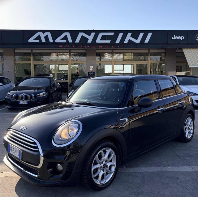 MINI One 1.5 One D Boost 5 porte, del 2018, 195.000 km, in vendita a Civita Castellana (VT)