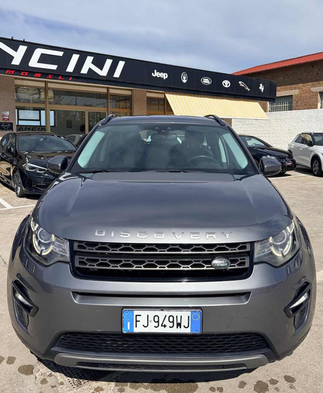 Land Rover Discovery Sport 2.2 TD4 HSE - foto 2 di 4