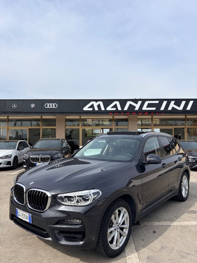 BMW X3 xDrive20d 48V Luxury, del 2021, 53.000 km, in vendita a Civita Castellana (VT)