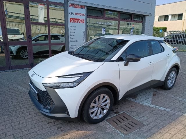 Toyota C-HR Hybrid 140 Active usato a VIGNATE