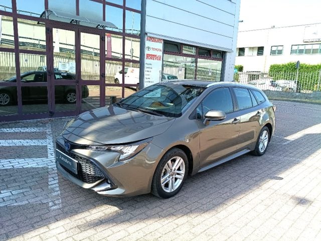 Toyota Corolla Touring Sports 1.8 Hybrid Business usato a VIGNATE