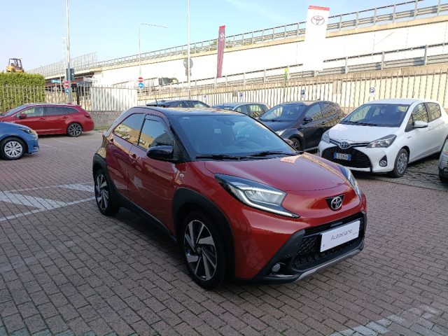 Toyota Aygo X 1.0 VVT-i 72 CV 5 porte Lounge S-CVT - foto 3 di 4