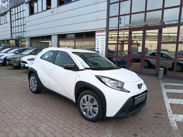 Toyota Aygo X 1.0 VVT-i 72 CV 5 porte Active S-CVT - foto 3 di 4