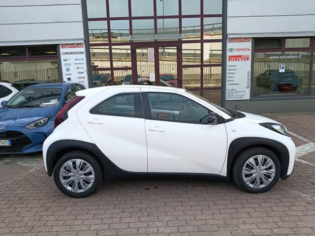Toyota Aygo X 1.0 VVT-i 72 CV 5 porte Active S-CVT - foto 4 di 4