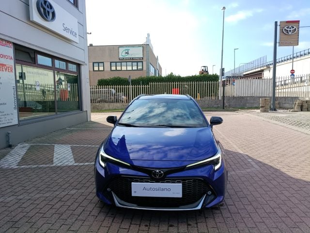 Toyota Corolla GR SPORT 1.8 Hybrid Touring Sports - foto 2 di 4