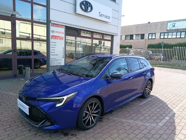 Toyota Corolla GR SPORT 1.8 Hybrid Touring Sports, del 2023, 30.465 km, in vendita a Vignate (MI)